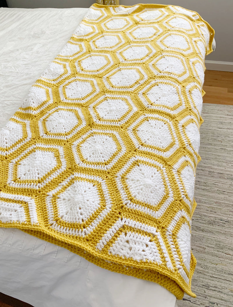 Crochet Kit - The Winnie Blanket