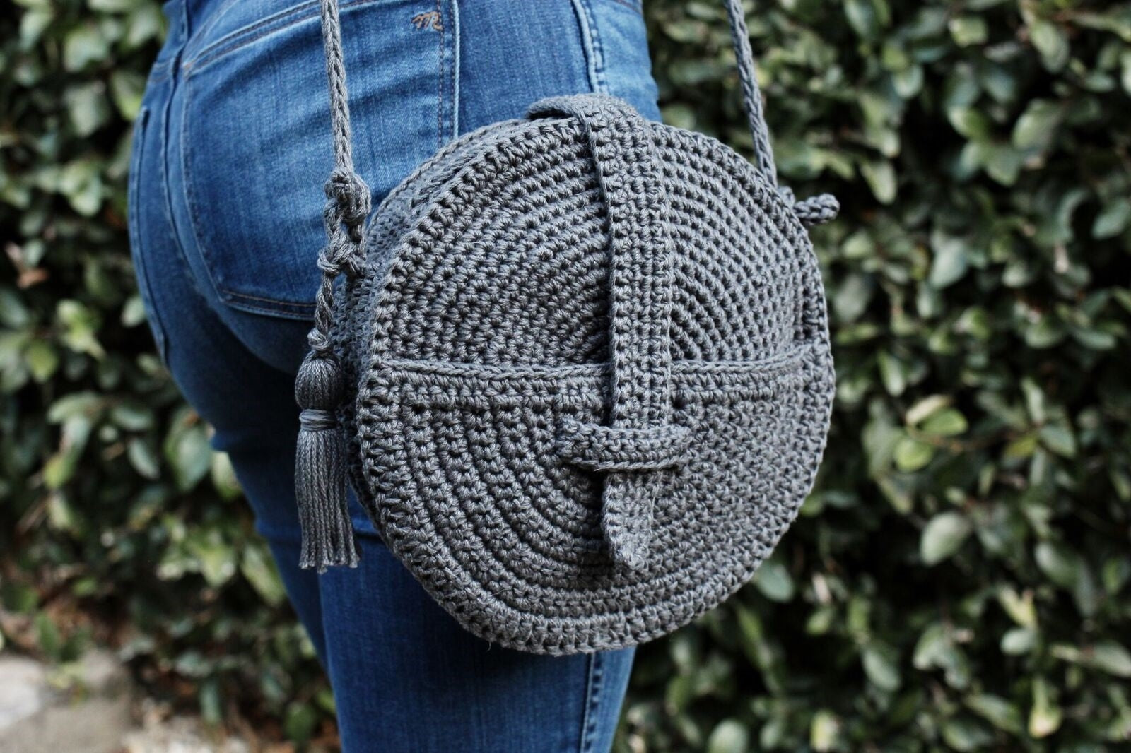 Crochet Kit Crossbody Canteen Bag Lion Brand Yarn