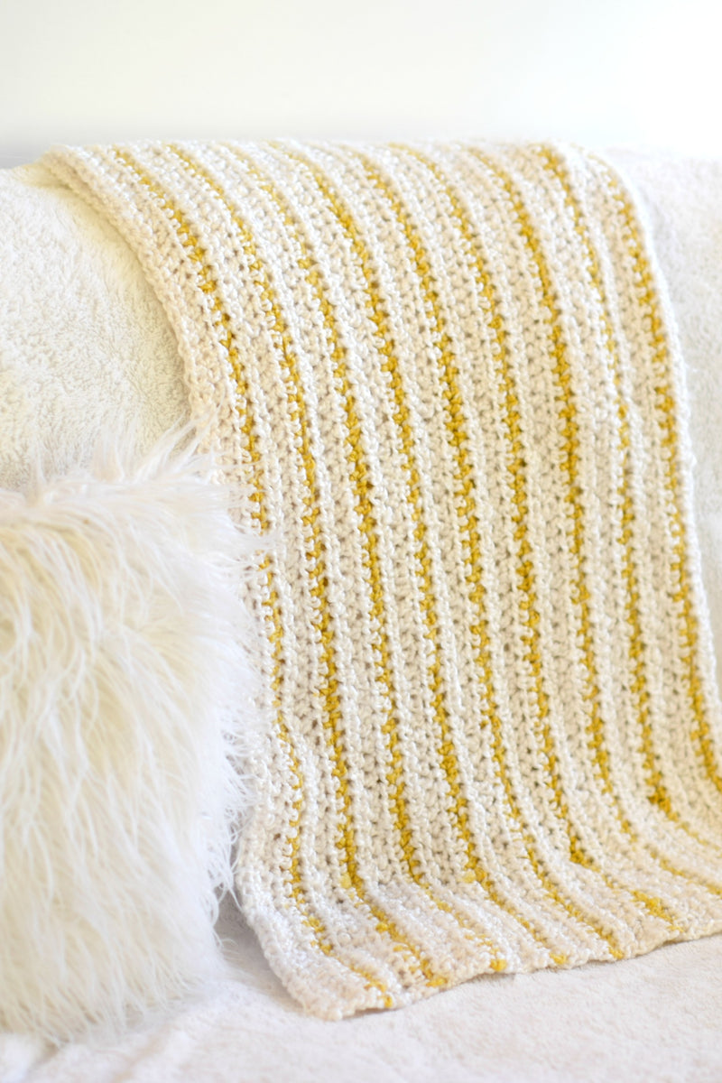 Crochet Kit - Squishy Beginner Crochet Baby Blanket – Lion Brand Yarn