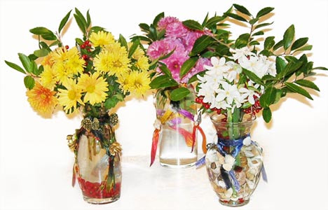 Ribbon-Trimmed Vase (Crafts)