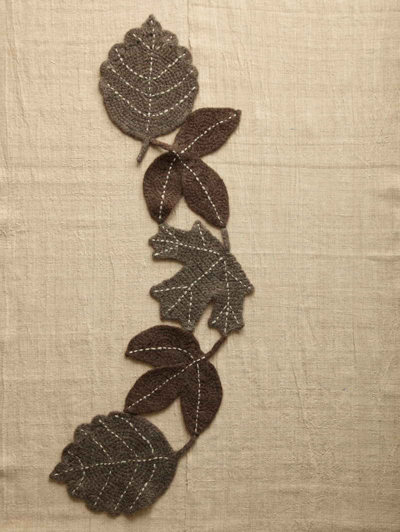 Felted Leaves Table Runner Pattern (Crochet)