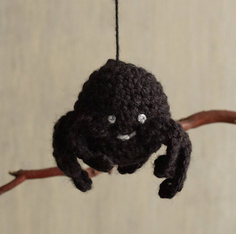 Amigurumi Spider Ornament (Crochet)