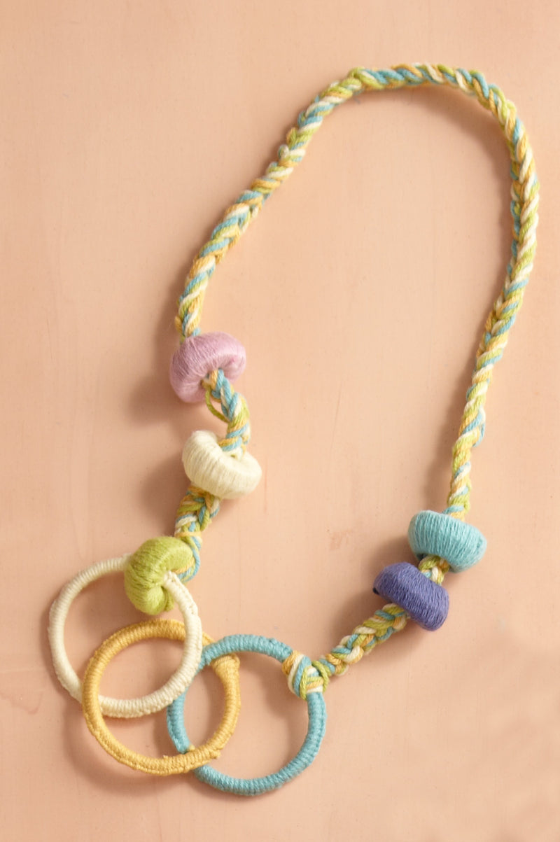 Mother's Day Crafted Necklace Pattern (Crafts)