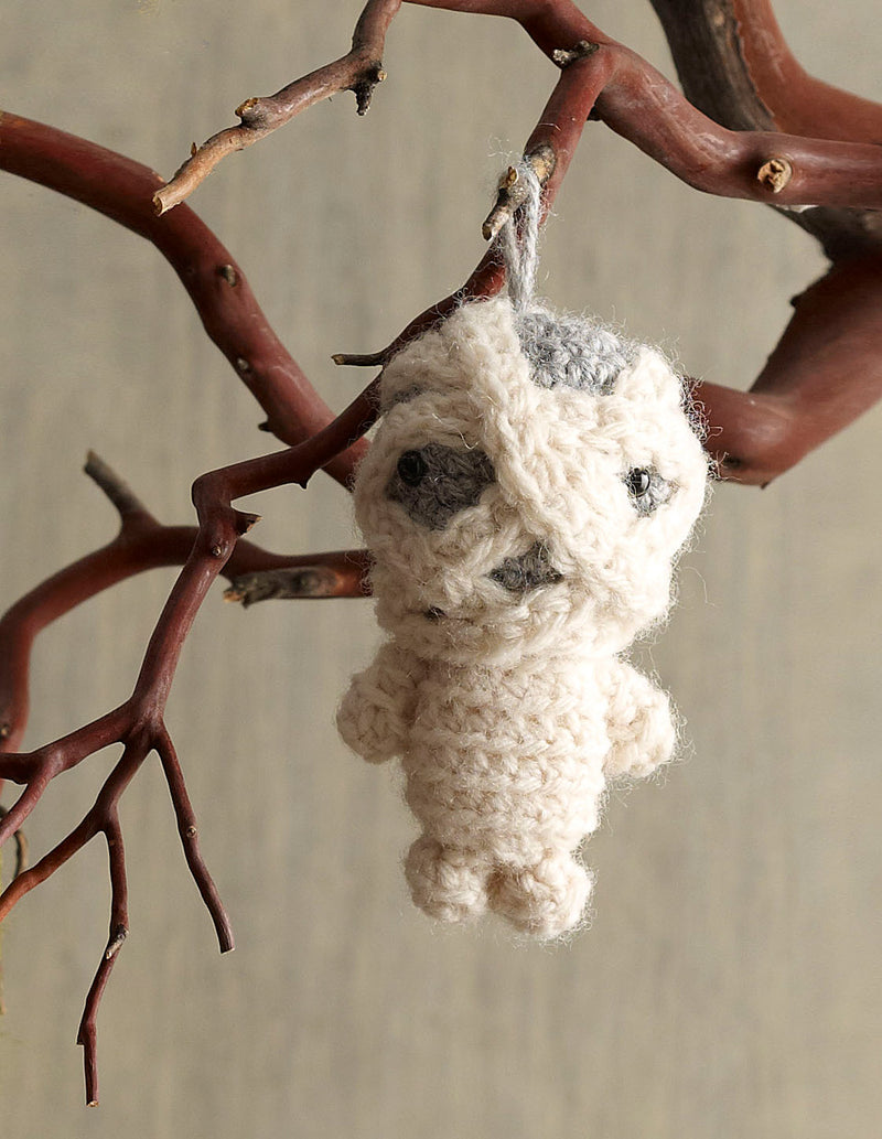 Amigurumi Mummy Ornament (Crochet)