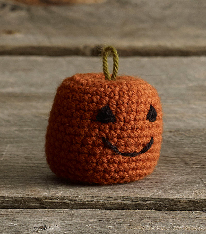 Halloween Jack-O-Lantern Ornament (Crochet)