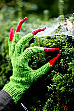 Witchy Hands Pattern (Knit)