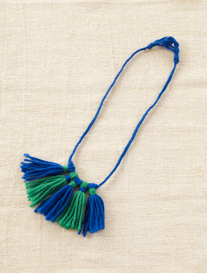 Blue Bayou Tassel Necklace Pattern (Crafts) - Version 1