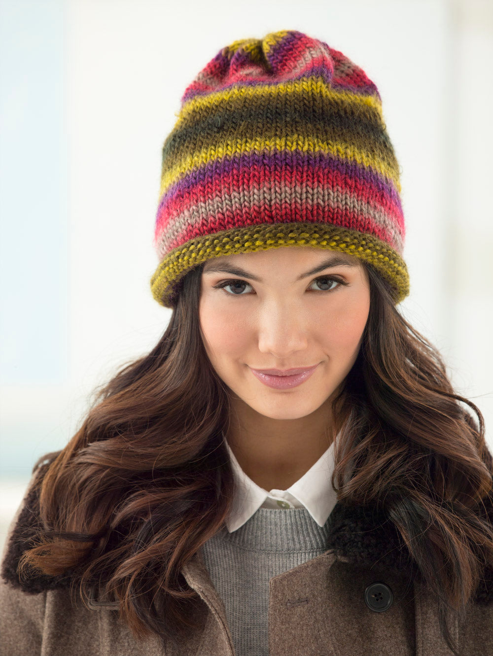 Hip Slouch Hat (Knit) - Version 3 – Lion Brand Yarn