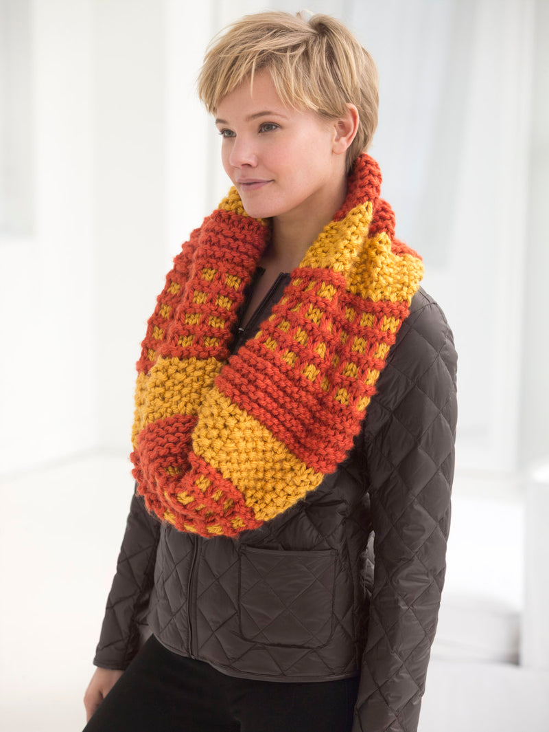Grandstand Cowl (Knit)