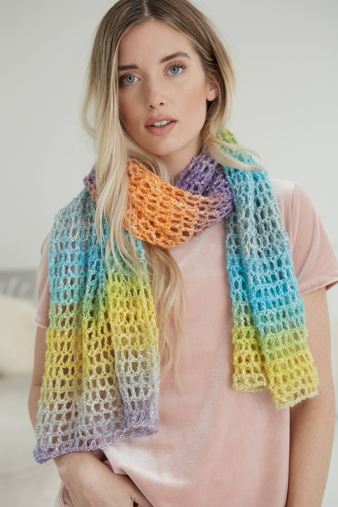 Openwork Shawl (Crochet) - Version 2 – Lion Brand Yarn