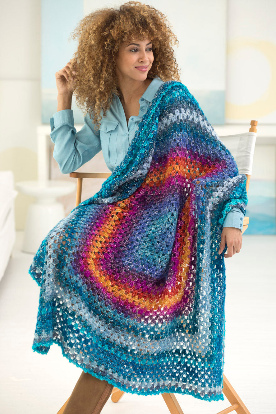 Granny Afghan/Shawl (Crochet) – Lion Brand Yarn