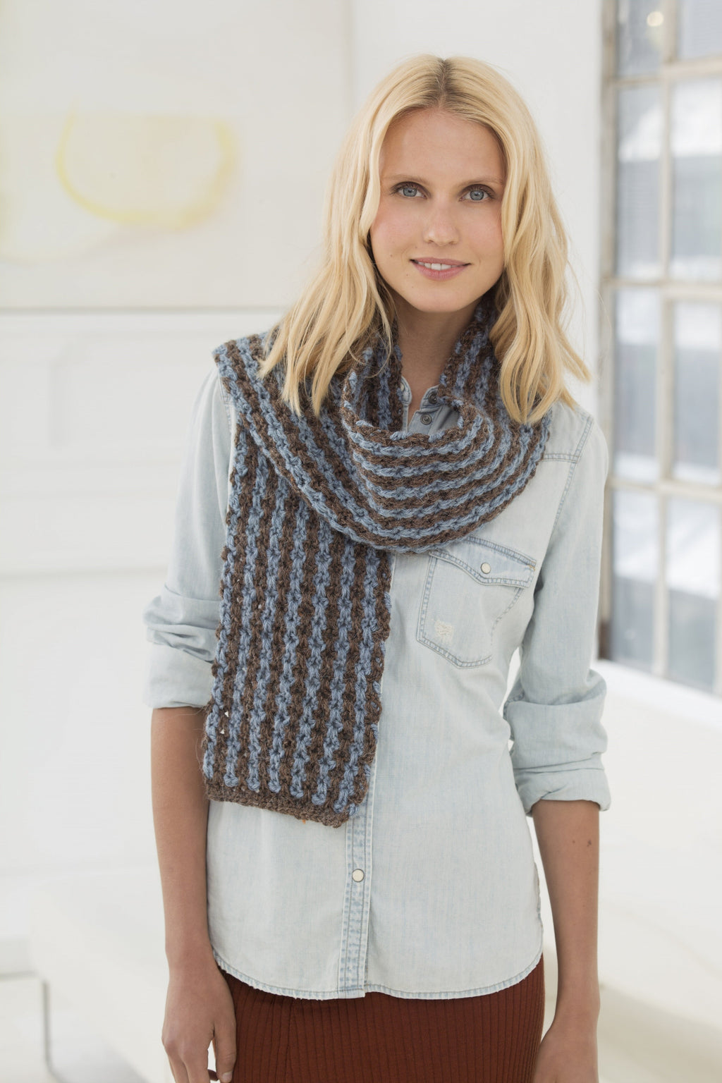Duo-Color Scarf (Crochet) – Lion Brand Yarn