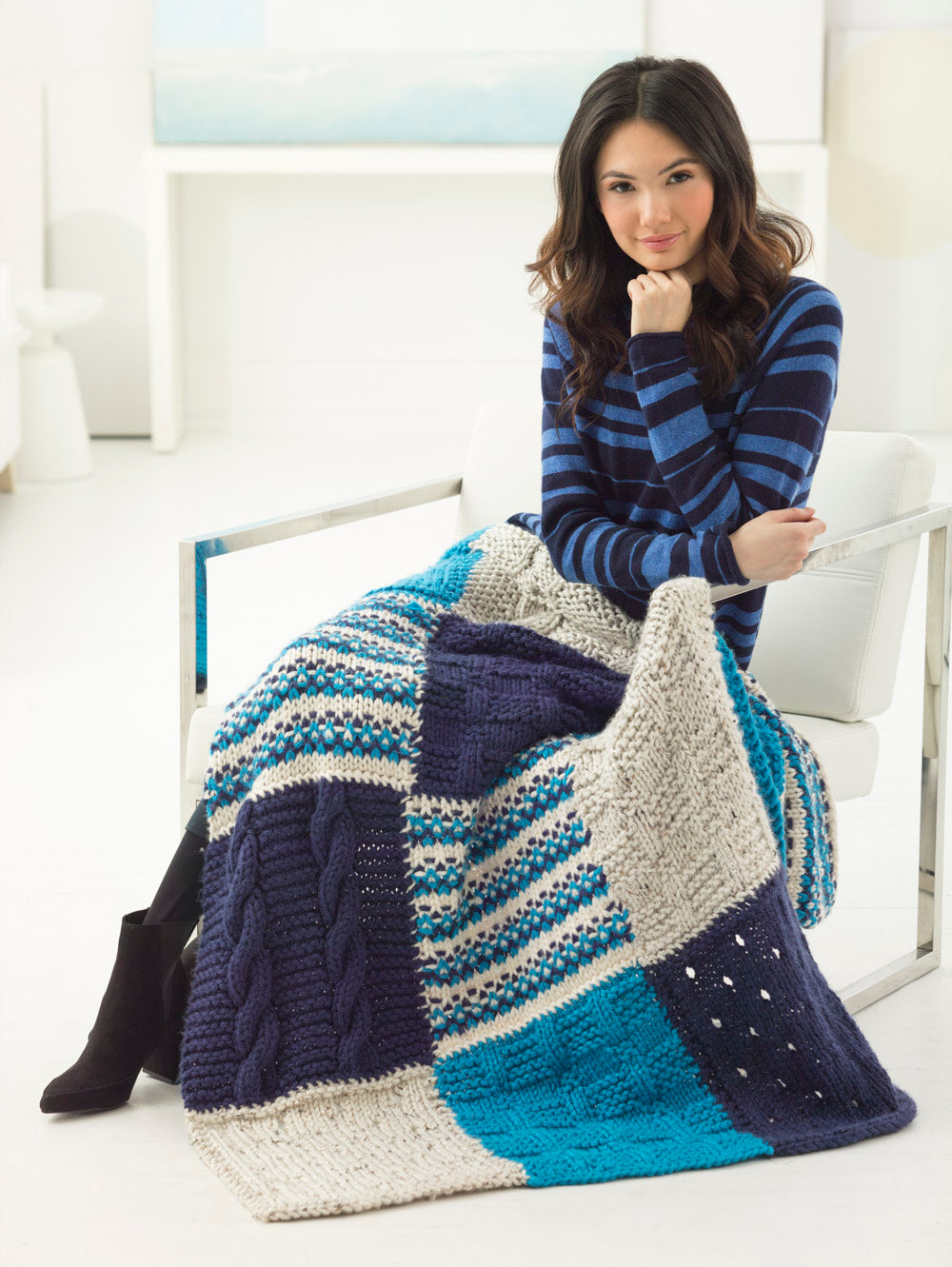 Sampler Lapghan (Knit) Lion Brand Yarn