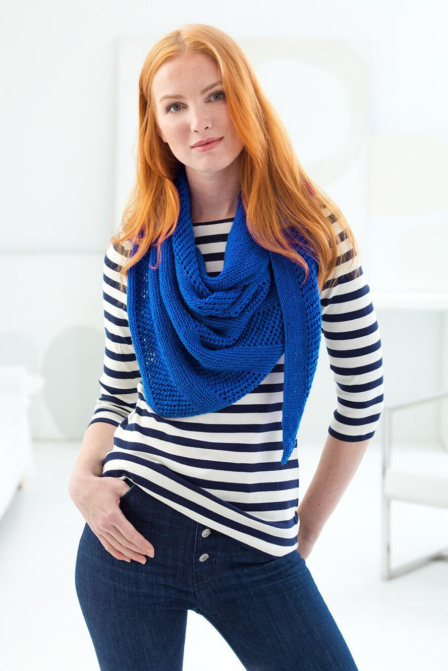 Easy Triangle Shawl (Knit) - Version 5 – Lion Brand Yarn