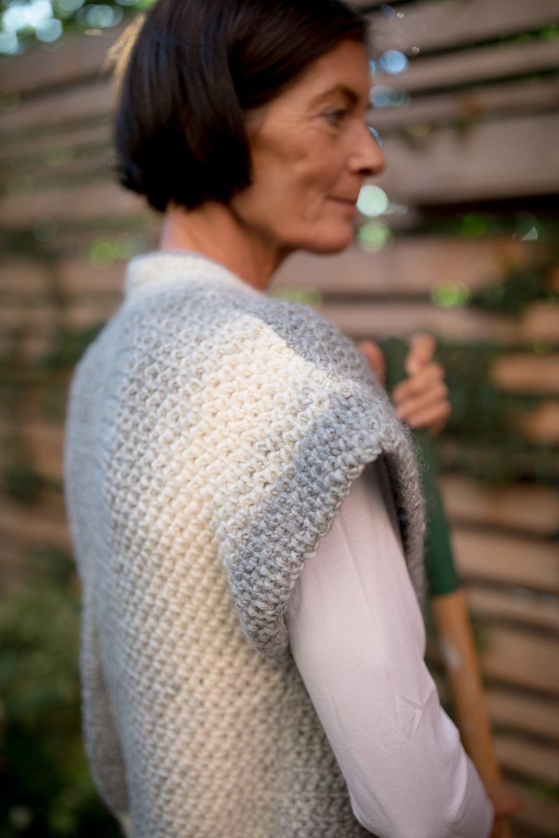 Faded Mist Topper (Crochet)