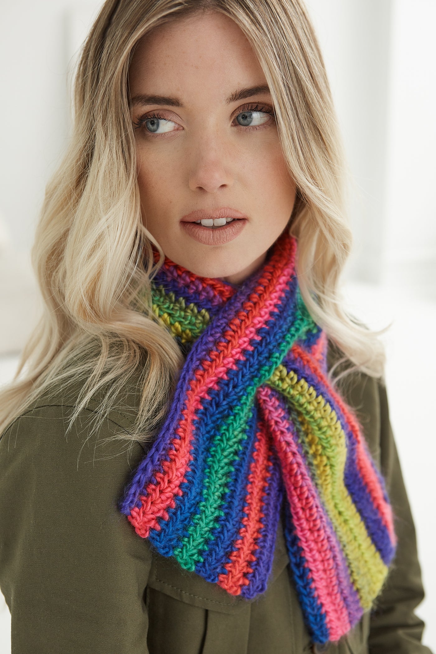 Keyhole Scarf (Crochet) – Lion Brand Yarn