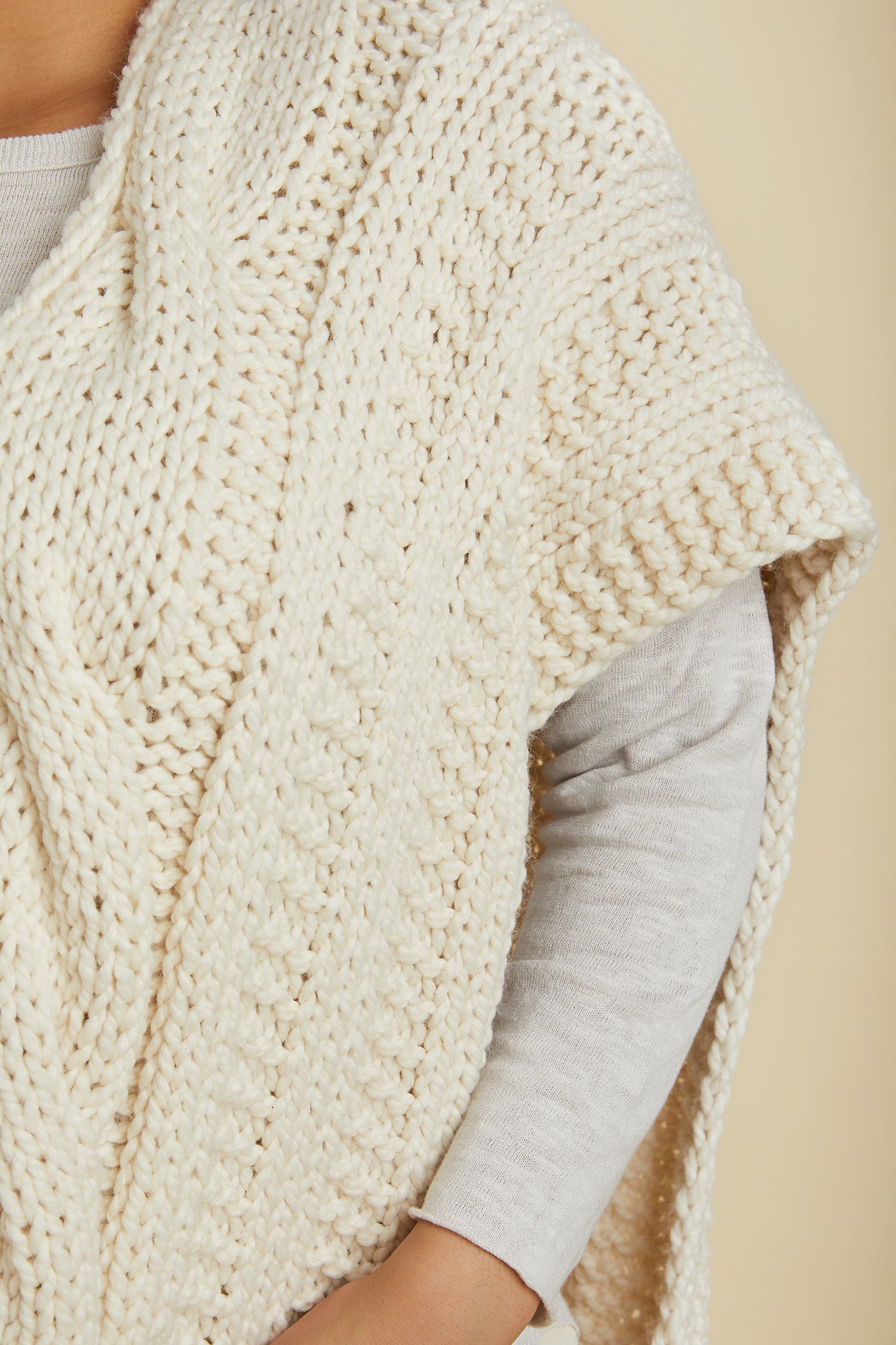 Rhinebeck Ruana (Knit) Lion Brand Yarn