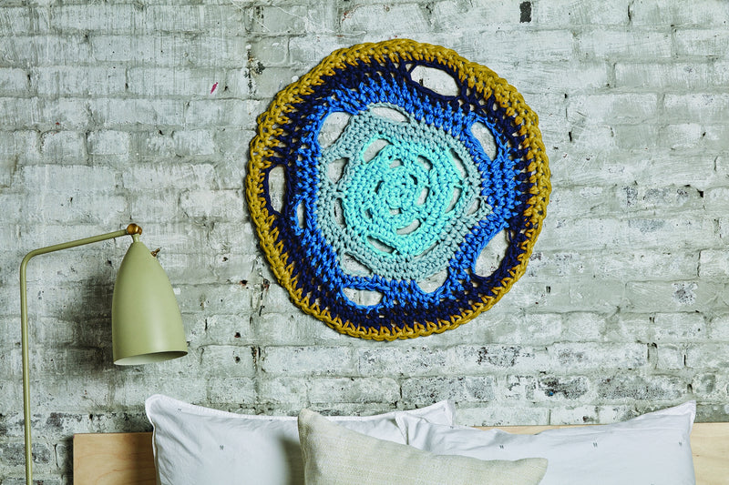 London Kaye Wall Hanging (Crochet)