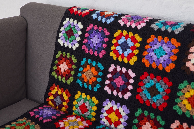 Iconic Granny Couch Afghan (Crochet)