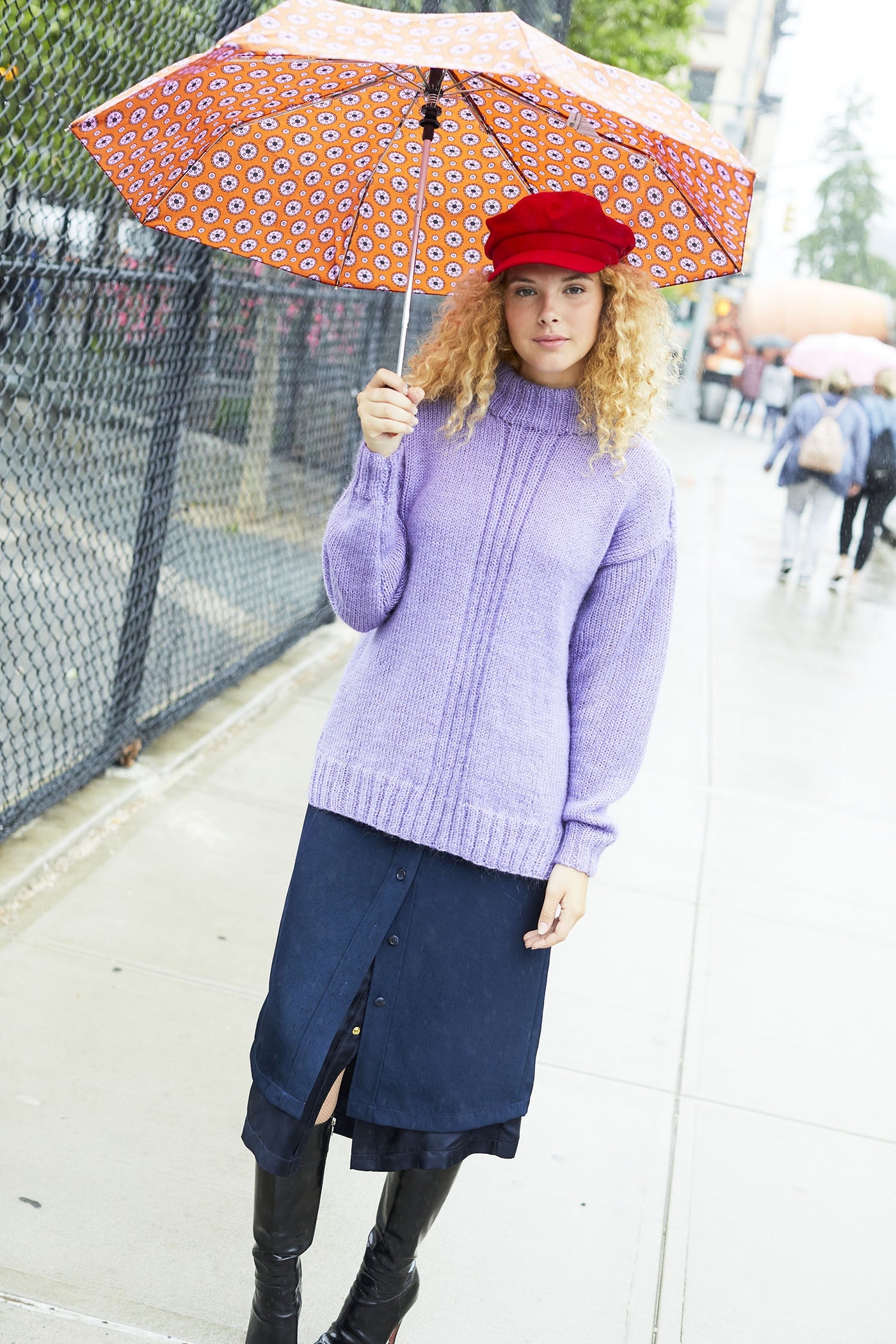 Gillian Pullover (Knit) – Lion Brand Yarn