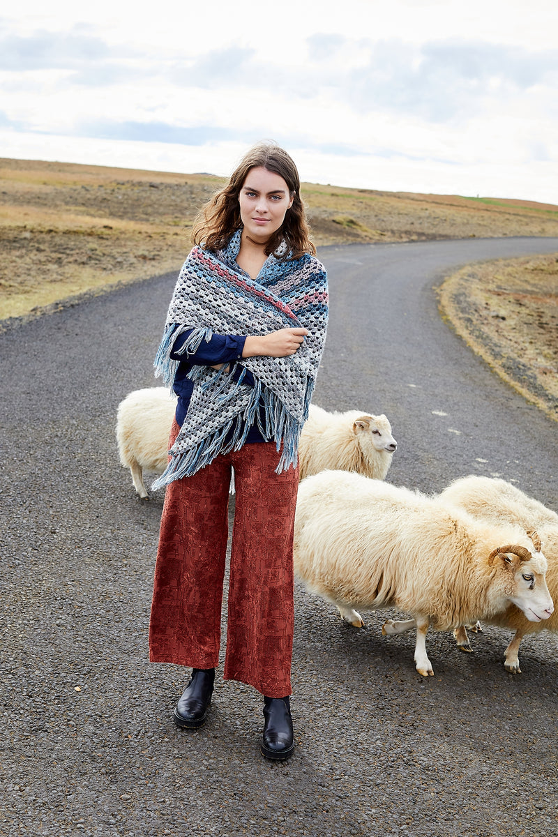 Vasti Shawl (Crochet) – Lion Brand Yarn