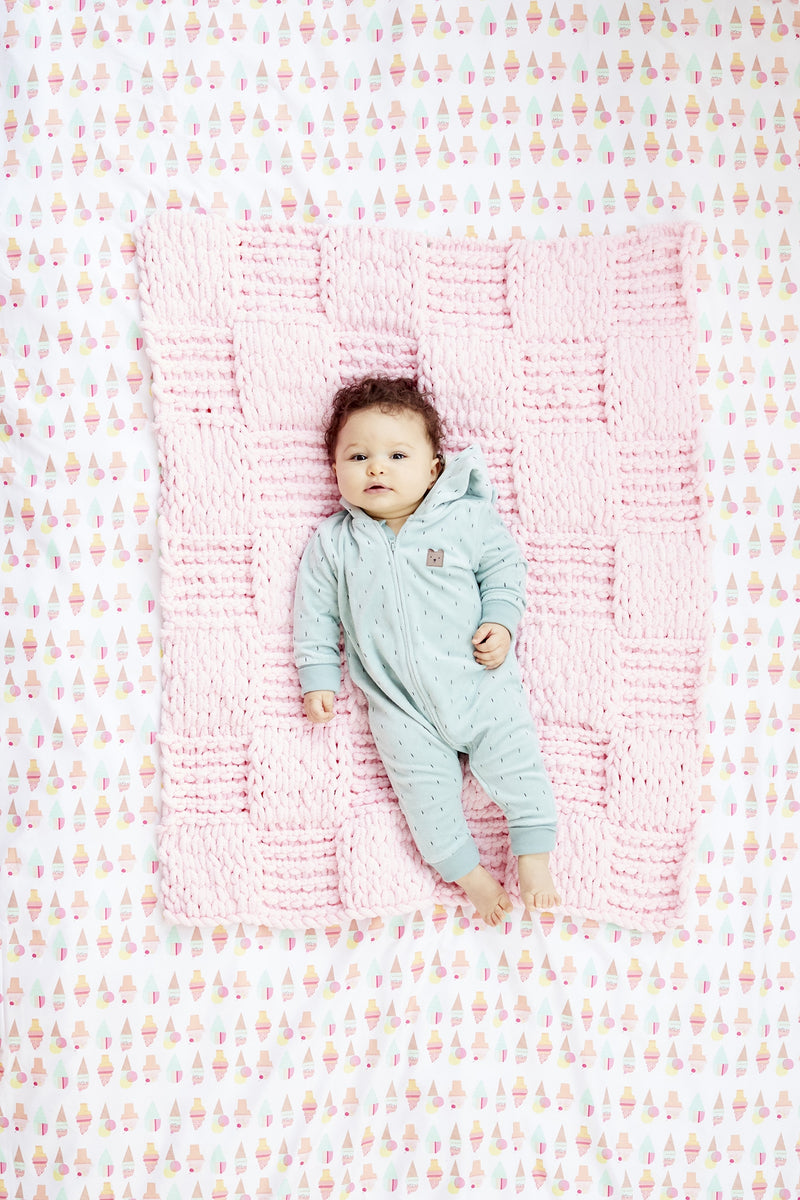 Checkerboard Baby Blankie (Crafts)