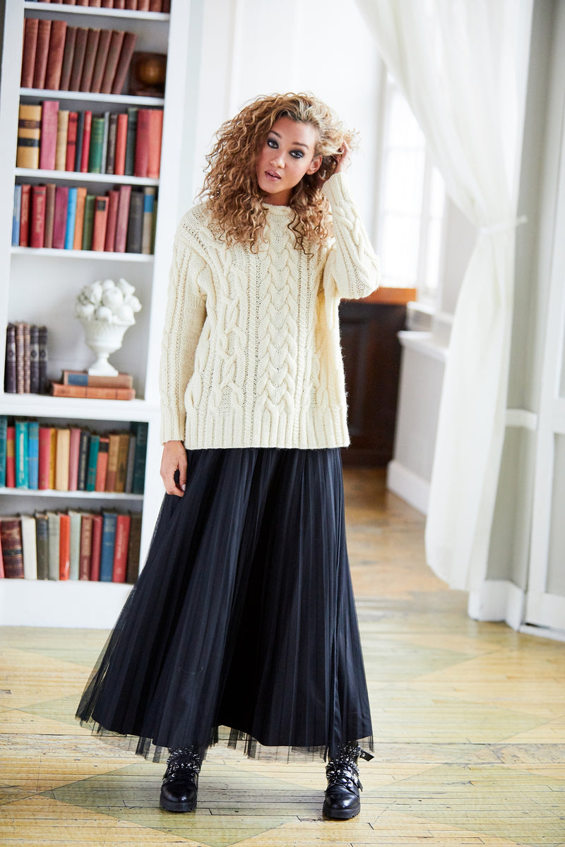 Oversized Aran Pullover (Knit)