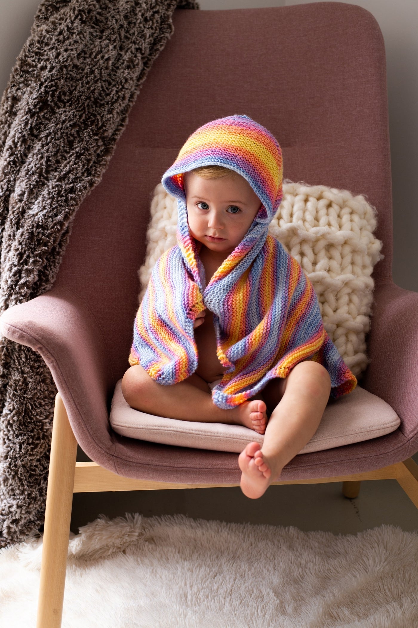 Rainbow Hooded Afghan (Knit) – Lion Brand Yarn