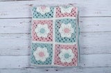 Crochet Flower Motif Blanket (Crochet) thumbnail