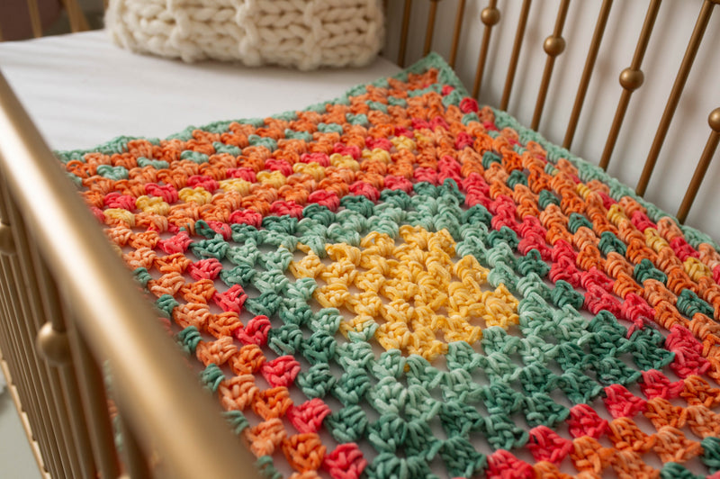 Sunnyville Dress Granny Throw (Crochet)