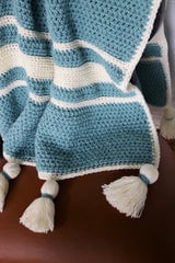 Tassel Throw (Crochet) thumbnail