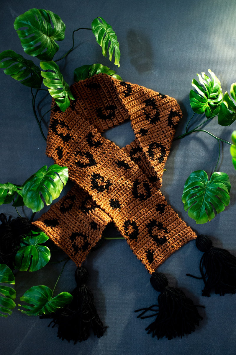 Leopard Print Scarf (Crochet)