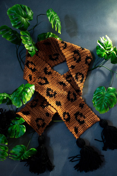 Leopard Print Scarf (Crochet) – Lion Brand Yarn