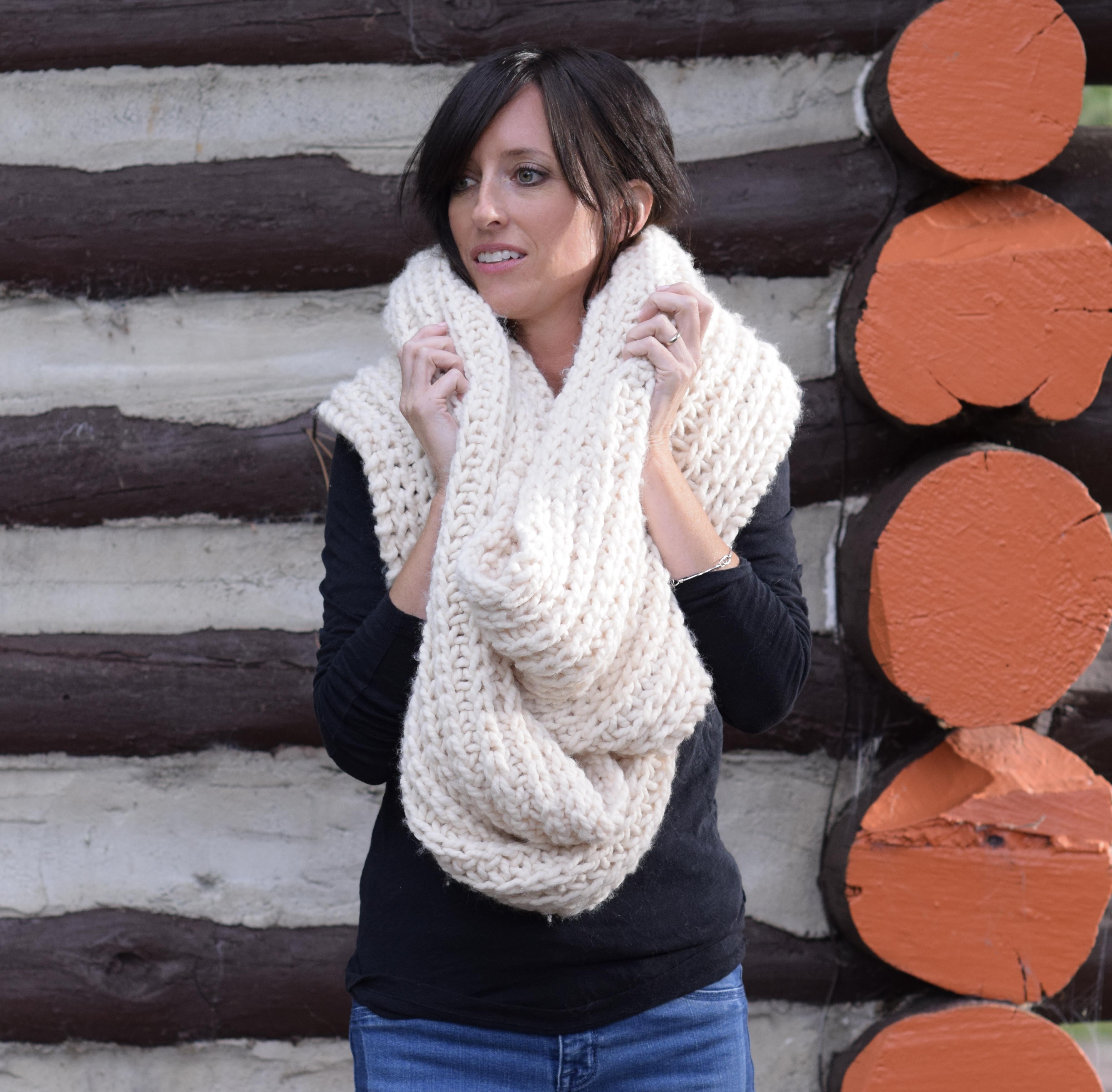 Big Knit Half Fisherman Rib Scarf