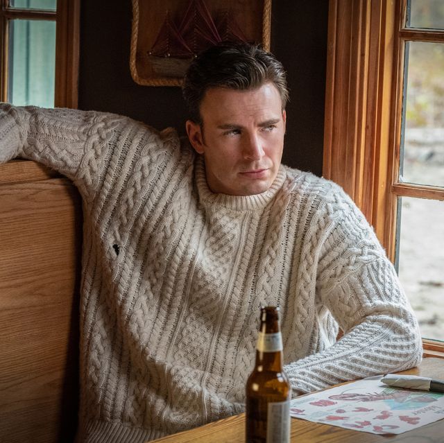 Knives Out, Cable Knits In