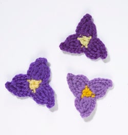 Crochet Flower: Tradescantia